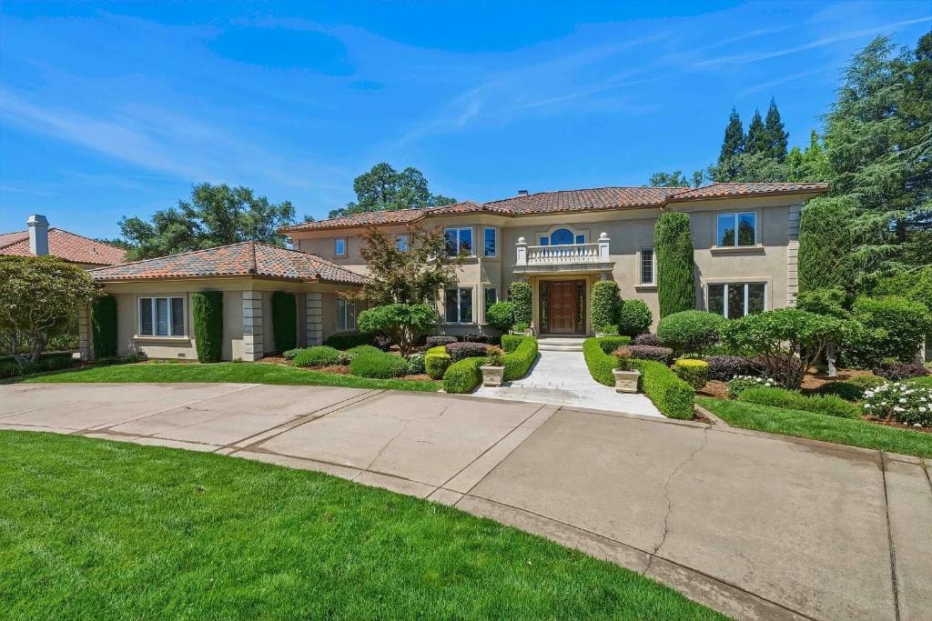 5122 Ellington Ct